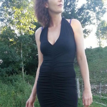 Nazik - Club échangiste à Boevange Profil de Nazik, 35 ans, Club échangiste à Boevange (Clervaux)
